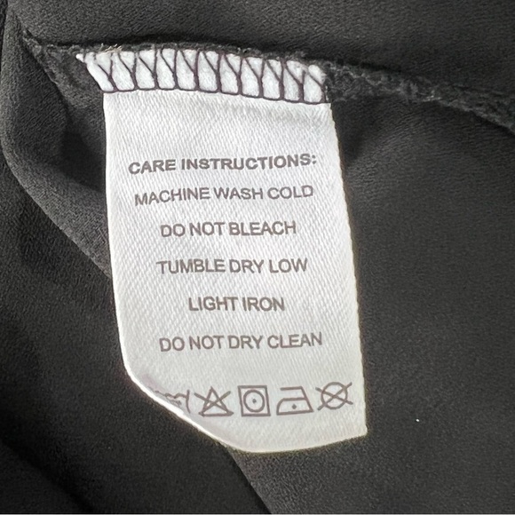 NEW WITH TAGS MADE WITH LOVE LONG SLEEVE SILVER TRIM PARTY DRESS‎ - Picture 11 of 11